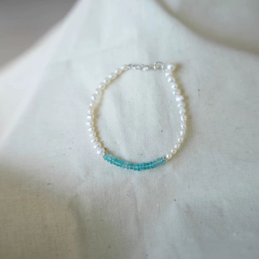 Elegant Freshwater Pearl and Aquamarine Bracelet – Handmade Minimalist Jewelry for Women by Luminora