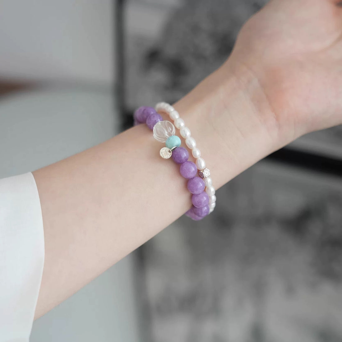 Elegant Amethyst Crystal Bracelet – Natural Purple Gemstone Beads with Turquoise and Clear Quartz Accents
By Luminora