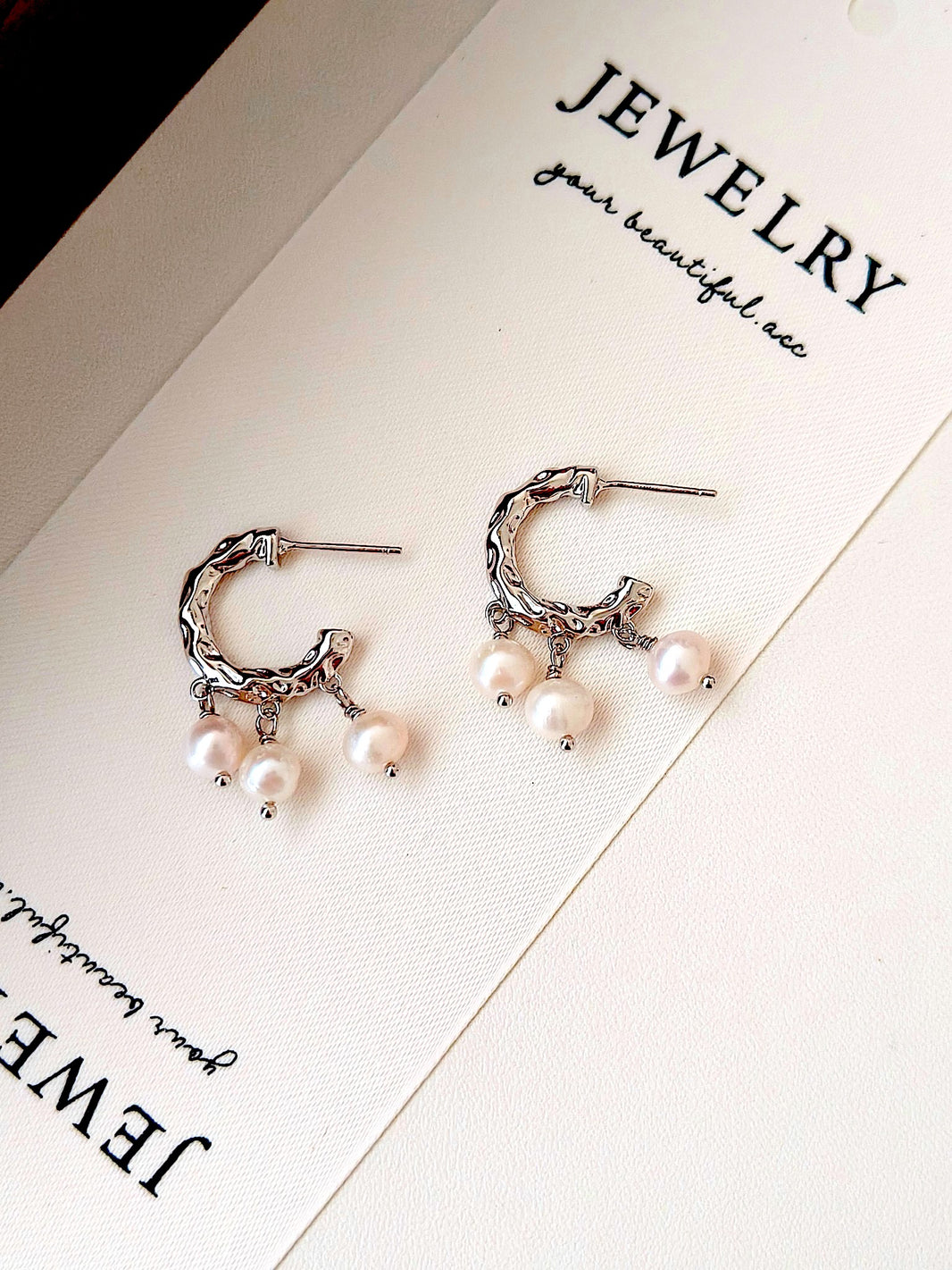 Platinum-Plated S925 Silver Hoop Earrings with Natural Freshwater Pearls | Elegant and Timeless Design