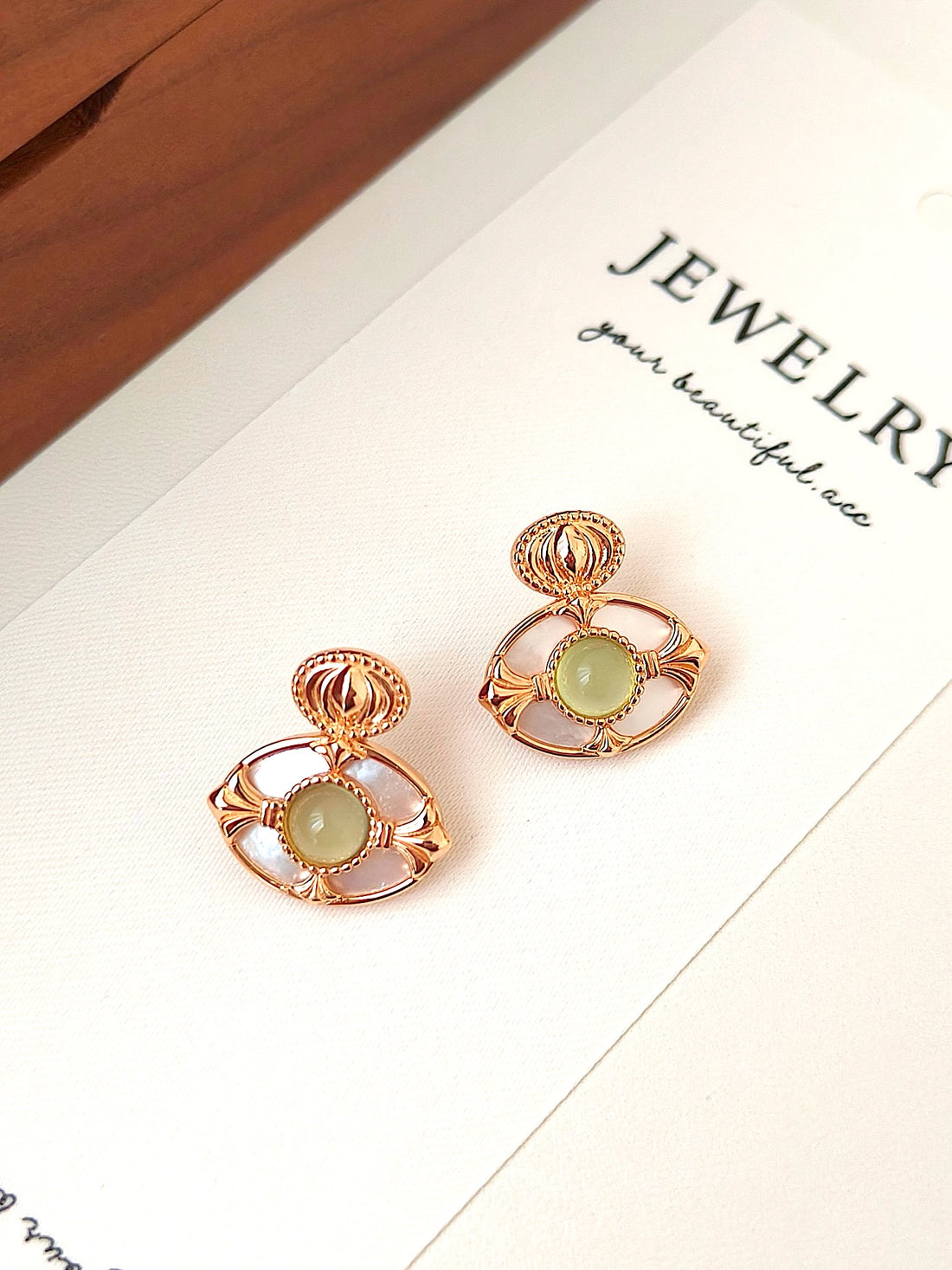 Vintage Green Gemstone Dangle Earrings | Elegant Gold-Tone Statement Jewelry by Luminora