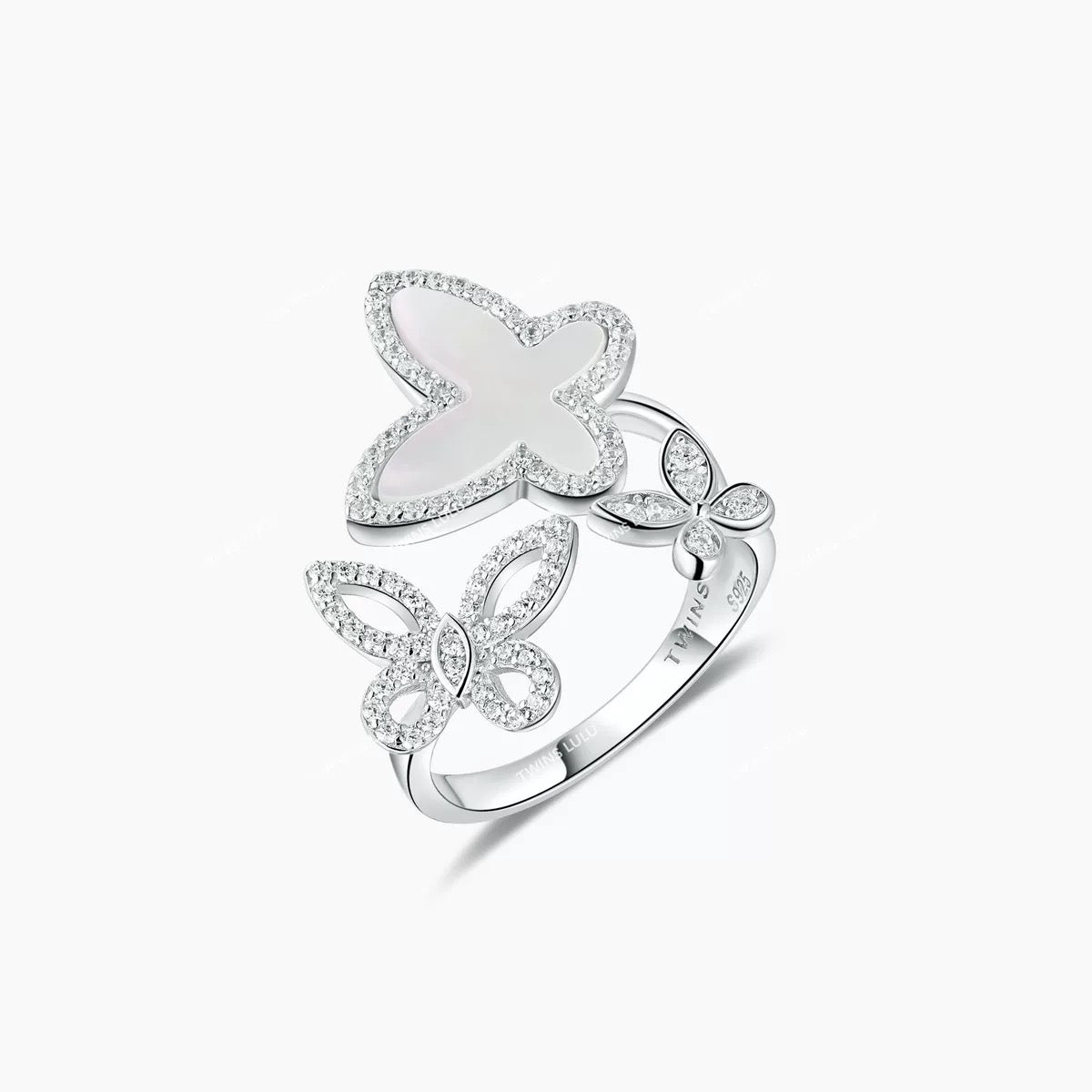 Butterfly Dreams Adjustable Ring – Elegant Open Design with Mother-of-Pearl & Crystals